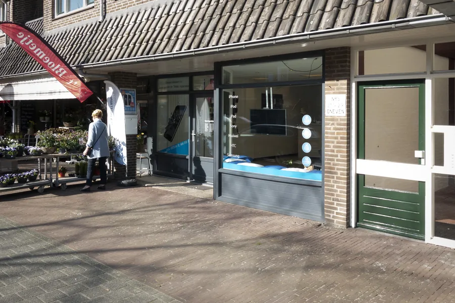 Gevel van Reparatie Centrum Nuenen